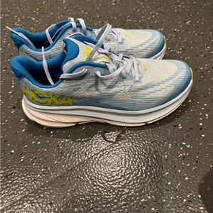 Hoka Kids Light Blue and Yellow Sneakers never been worn